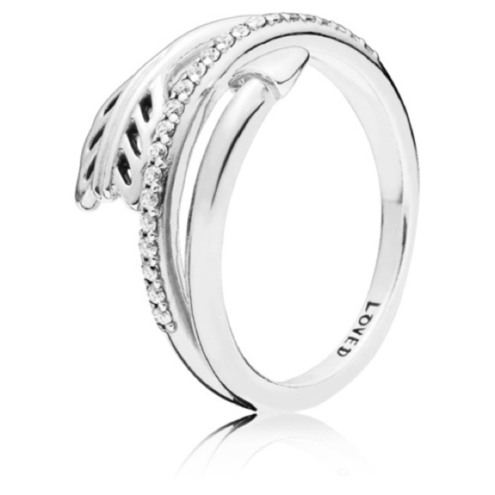 PANDORA Sparkling Arrow Ring - 197830CZ-58